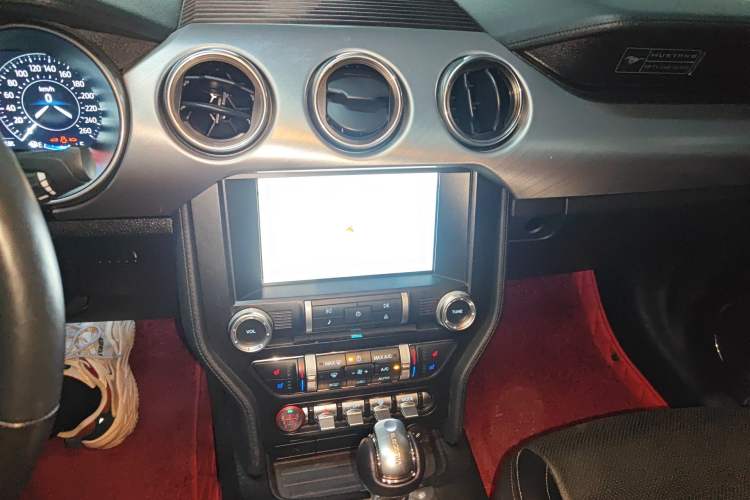 Used Ford Mustang 2020 2.3L EcoBoost Audio And AC Panel