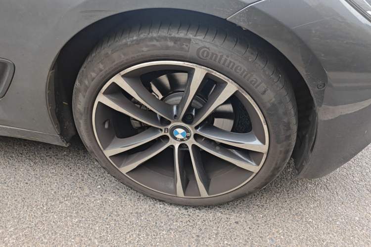Used BMW 3 Series GT 2018 330i xDrive M Sport Edition
