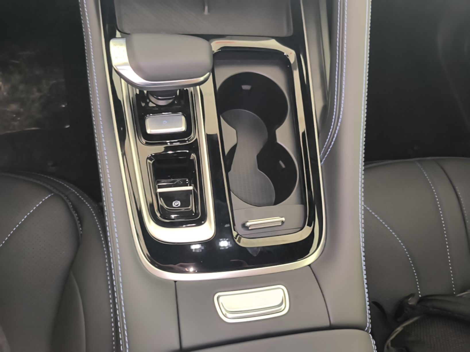 Geely Auto Preface 2026 Model Oriental Yao 1.5TD Fuyao Edition — снимка 16