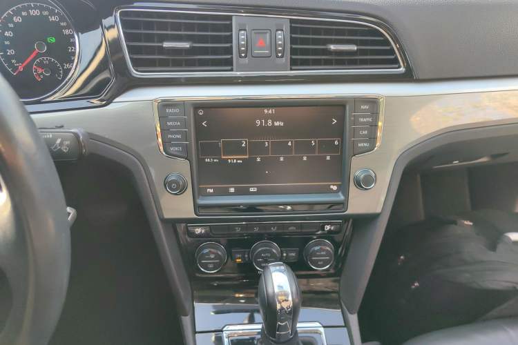 Used Volkswagen Lamando 2018 280TSI DSG Comfort Edition
