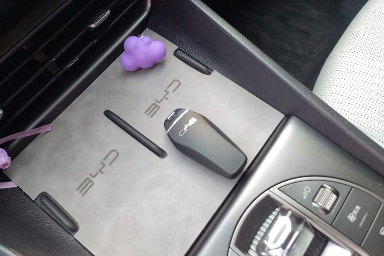 Used BYD Seal 05 DM-i 2025 DM-i Smart Drive 55KM Luxury Model Vehicle Key