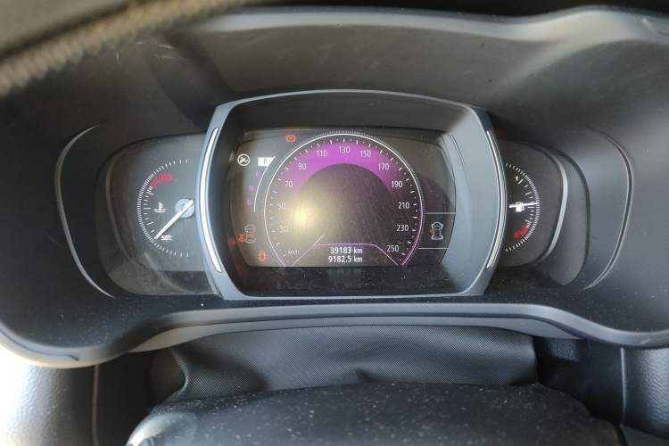 Used Renault Kadjar 2017 2.0L Two-Wheel Drive Fashion Edition