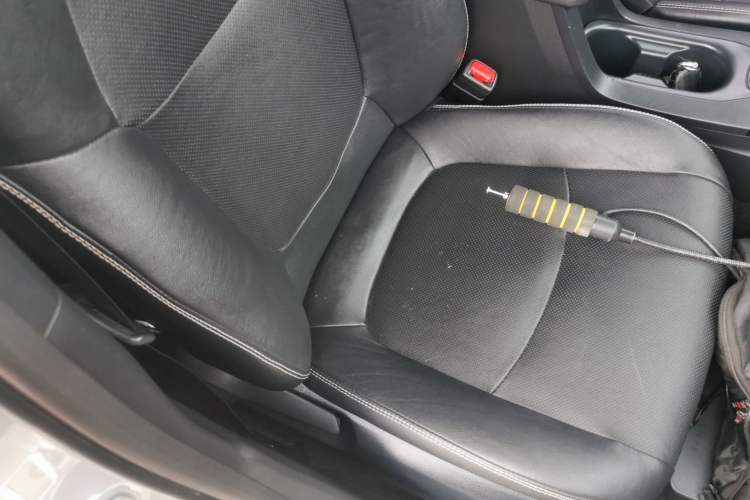 Used Toyota Corolla 2019 1.2T S-CVT GL-i Luxury Edition Right Front Seat