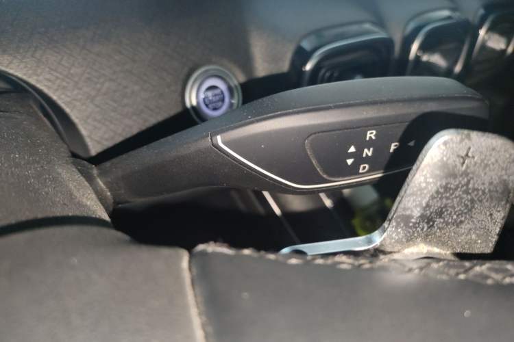 Used Chery Tiggo 9 2023 2.0T Dual-Clutch Two-Wheel Drive Leading Edition 5 Seats Gear Lever