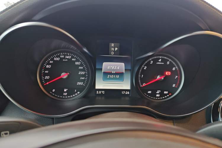 Used Mercedes-Benz GLC 2018 Facelift GLC 260 4MATIC Luxury Edition
