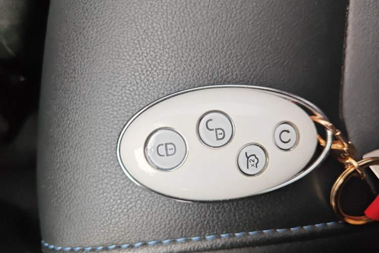 Used BYD Yuan New Energy 2018 EV360 Smart Connect Cool Edition
