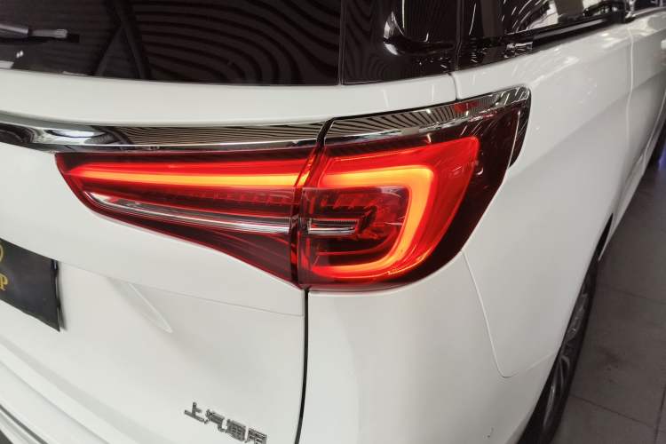 Used Buick GL8 2021 ES Land Cruiser 653T Luxury Edition
