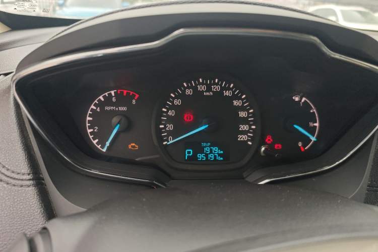 Used Ford Escort 2015 1.5L Automatic Fashion Model