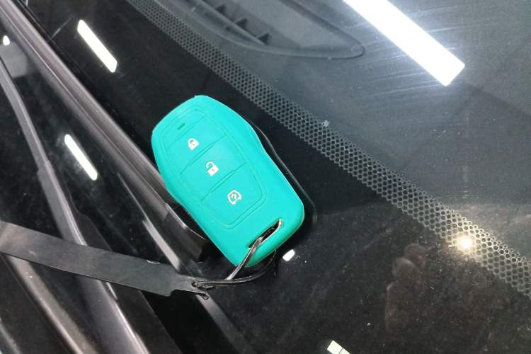 Used Landian E5 2023 1.5L DE-i 100KM Comfort Edition 7-Seater
