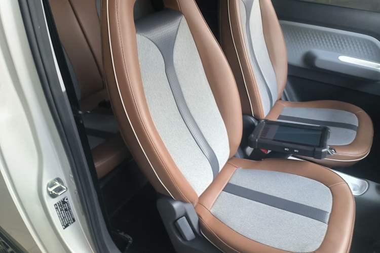 Used Wuling Hongguang MINIEV 2022 GAMEBOY 200km Gaming Edition with Lithium Iron Phosphate