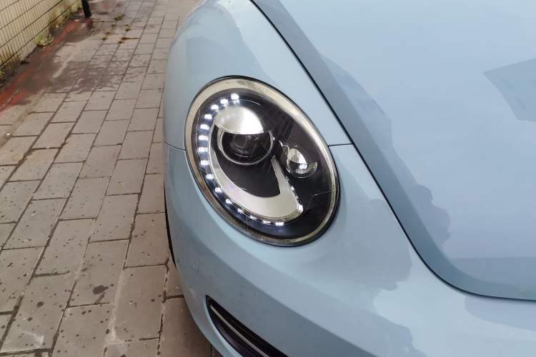 Used Volkswagen Beetle 2015 180TSI model
