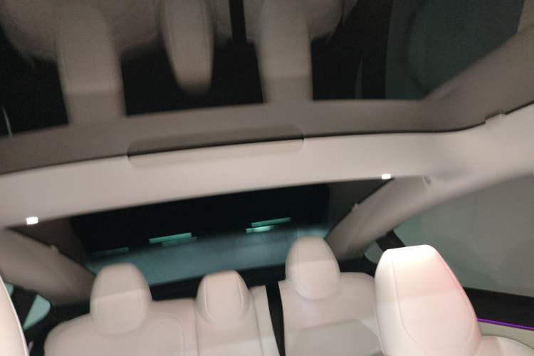 Used Tesla Model 3 2025 Rear-Wheel-Drive Version
