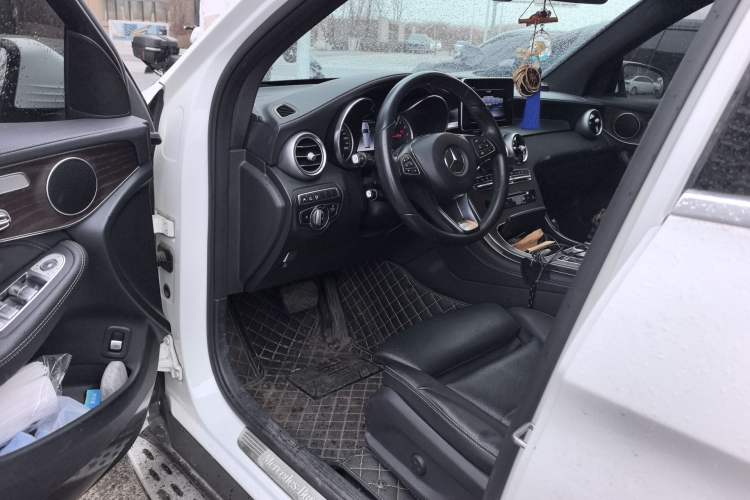 Used Mercedes-Benz GLC 2019 GLC 300 L 4MATIC Dynamic Model Driver Seat