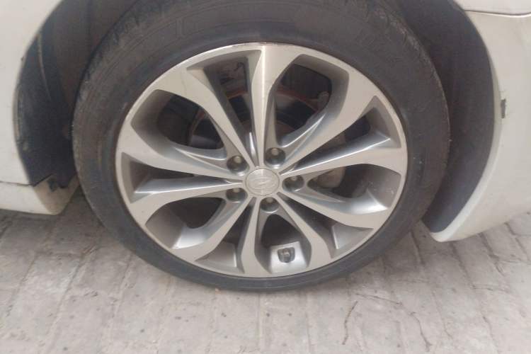 Used Hyundai Sonata 2013 2.4L Automatic Luxury Version China IV Standard
