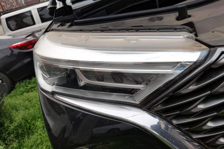 Used Haval M6 2021 PLUS 1.5T DCT Elite Smart Connectivity Model
