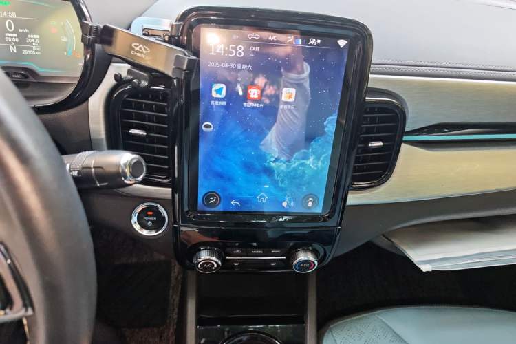 Used Chery New Energy Little Ant 2022 Sweet Pink Edition Full-Sugar Version Lithium Iron Phosphate 30 kW 301 km
