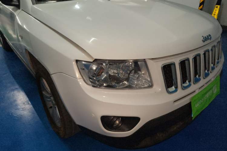 Used Jeep Compass 2013 2.4L four-wheel-drive sport version