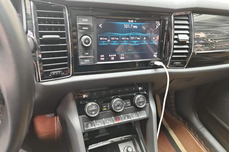 Used Skoda Kodiaq GT 2019 TSI330 Two-Wheel-Drive Luxury Edition China VI Standard Audio And AC Panel