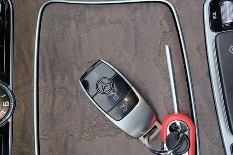 Used Mercedes-Benz E-Class 2019 E 300 L Stylish Model
