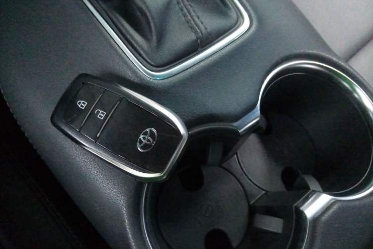 Used Toyota Venza 2022 2.0L CVT Two-Wheel Drive Luxury Edition
