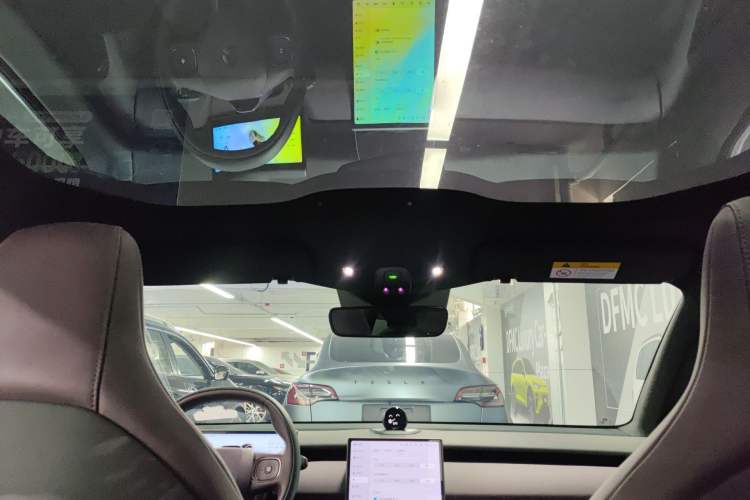 Used Nio ET5 2024 75 kWh Headliner