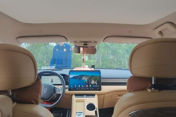 Used Hima AITO M5 2022 Extended-Range Four-Wheel Drive Flagship Edition Headliner