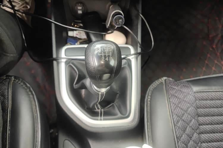 Used Hyundai ix25 2017 1.6L Manual Fashion Model