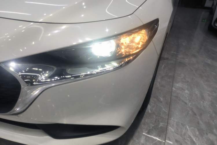 Used Mazda 3 Axela 2022 2.0L Automatic Zhiqing Edition Left Front Headlight