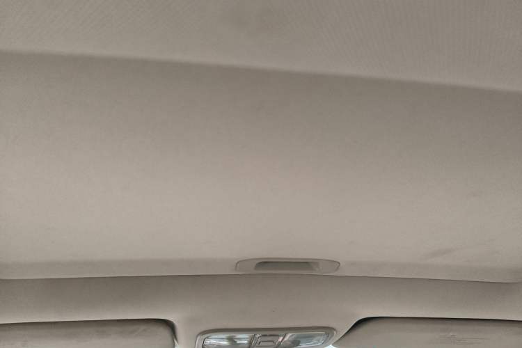 Used CHANGAN Eado 2014 1.6L Manual Luxury Model
