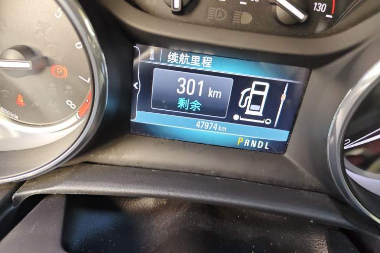 Used Buick Verano 2015 Sedan 20T Dual-Clutch Leading Model Odometer Close Up