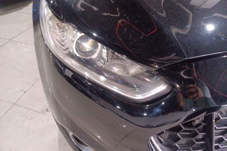 Used Ford Mondeo 2013 1.5L GTDi180 Fashion Edition Right Front Headlight
