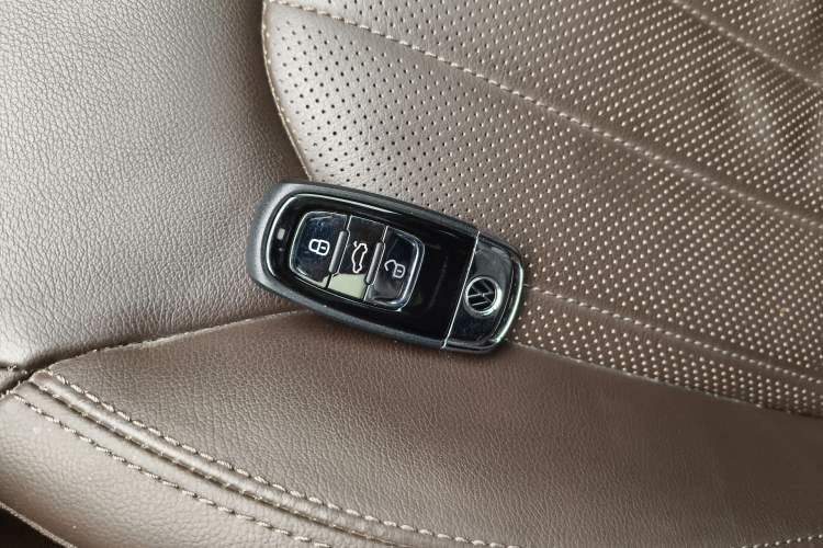 Used Volkswagen Phideon 2021 380TSI Luxury Edition Vehicle Key