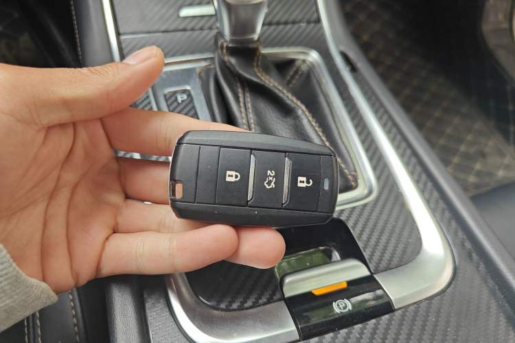 Used CHANGAN Eado 2018 High-Energy Edition 1.6L GDI Automatic Pioneer Model China V Standard