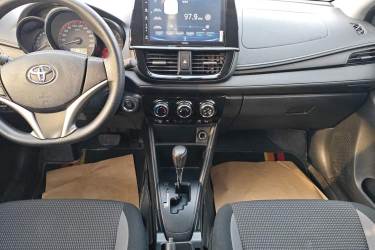 Used Toyota Vios FS 2022 1.5L 20th Anniversary Edition Audio And AC Panel