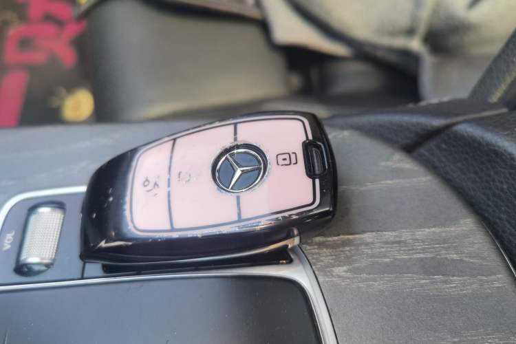 Used Mercedes-Benz E-Class 2021 E 260 L Sport Edition Vehicle Key