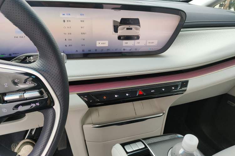 Used Buick GL8 New Energy 2026 Model Lu Zun Luxury Edition Audio And AC Panel