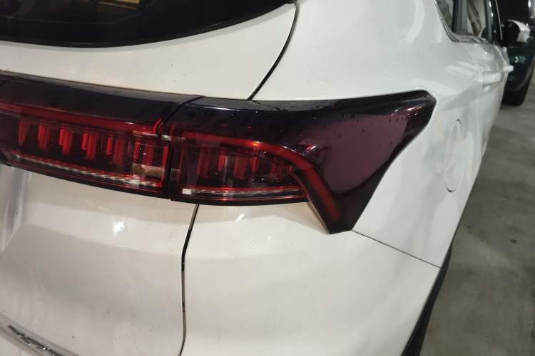 Used JETOUR X70 PRO 2023 1.5T DCT Comfort Edition 5 Seats Right Rear Taillight