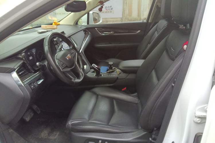 Used Cadillac XT5 2018 28T Four-Wheel Drive Luxury Model Left Front Seat