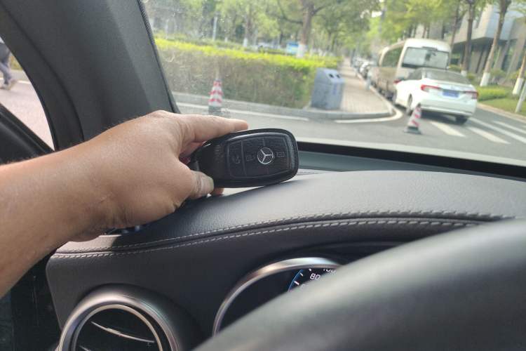 Used Mercedes-Benz GLC 2021 GLC 300 L 4MATIC Dynamic Model Vehicle Key