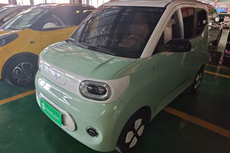 Used Wuling Hongguang MINIEV 2024 3rd Generation 215km Advanced Version