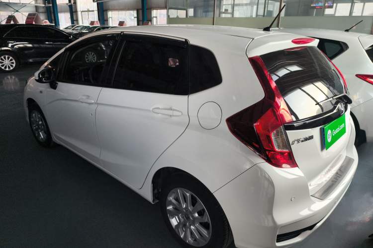 Used Honda Fit 2018 1.5L CVT Comfort Sunroof Version