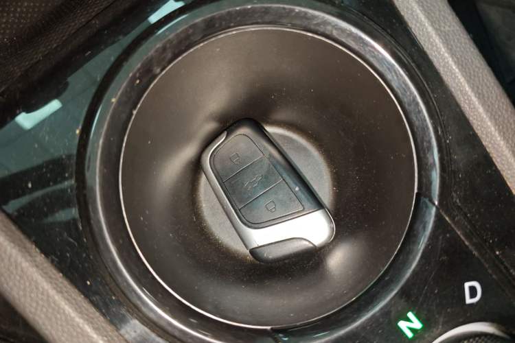 Used Chery Little Ant 2022 Restyled Version Sweet Pink Edition Half-Sugar Version 30.6 kWh 30 kW 301 km Vehicle Key