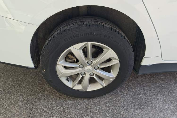 Used Livan Maple 60s 2022 Revised Edition Easy-Drive Version Lithium Iron Phosphate