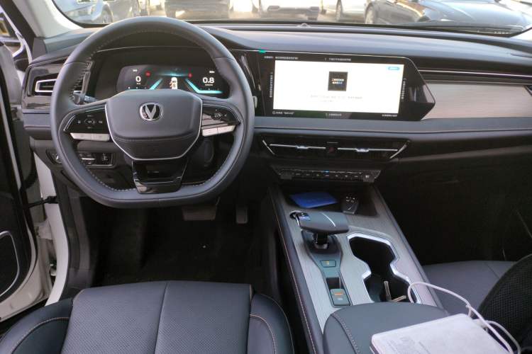 Used Changan X7 PLUS 2024 1.5T Automatic Luxury 7-Seater