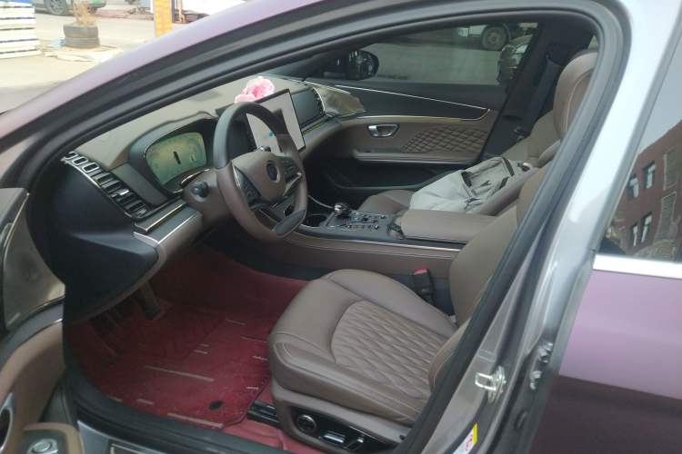 Used BYD Han 2023 DM-i Champion Edition 121KM Prestige Model
