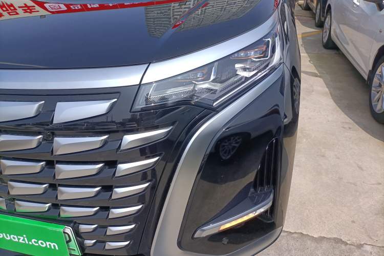 Used Denza D9 2024 DM-i 980 Four-Wheel Drive Prestige Model Left Front Headlight