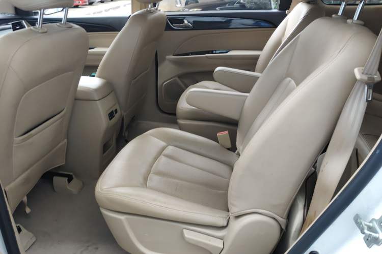 Used Baojun 730 2016 1.5L Manual Comfort Version 7 Seats China V Emission Standard