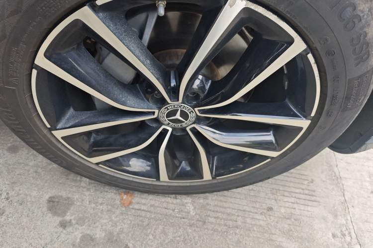 Used Mercedes-Benz GLC 2021 GLC 260 L 4MATIC Luxury Model Right Front Wheel Hub