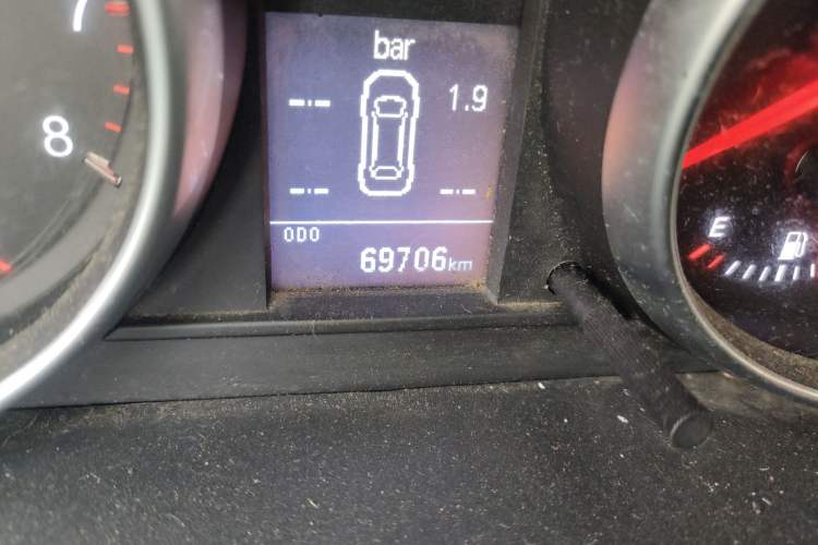 Used Haval H6 2015 Upgraded Model 1.5T Manual Two-Wheel Drive Elite Version