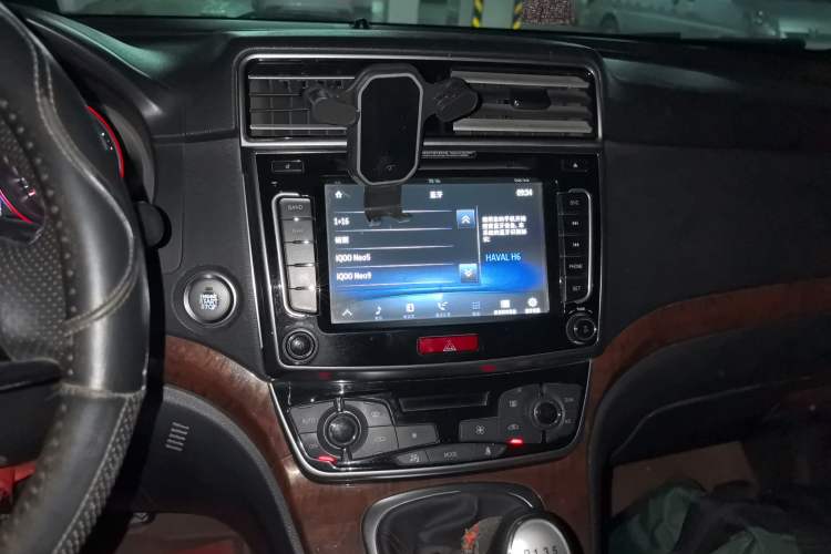 Used Haval H6 2015 Revised Version Sport Edition 1.5T Manual Transmission Two-Wheel Drive Elite Grade